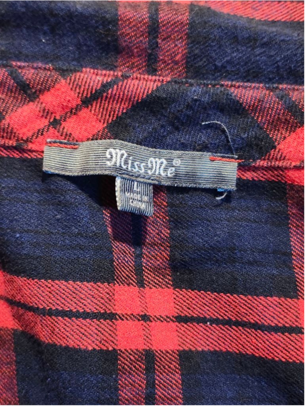 Women's Miss Me Plaid Button Down Shirt L Red Black - Picture 6 of 6